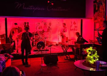 When the Pyramid Incident Lit Up a Quiet Friday Night in Mars