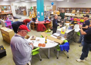 Rotary Volunteers Build, Give Back at Mars Area Library
