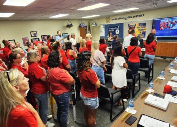 Mars Teachers Could Start New School Year Without Contract as Fact-Finding Looms