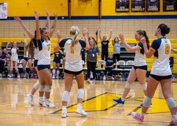 Mars Girls Volleyball Sweeps Indiana, Advances to Face Shaler
