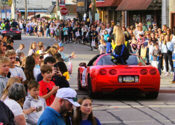 Mars homecoming brings a community together